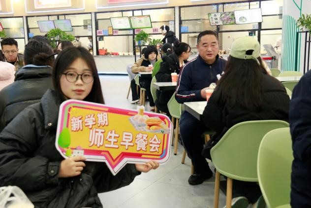 08e0d8396138400f99f1af46b2d2b675.jpg 图片4.jpg